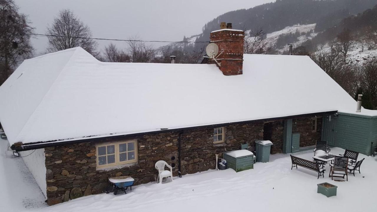 Clarisses Cottage Laragh Bagian luar foto